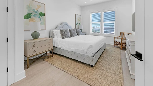 Bedroom 4 image 1
