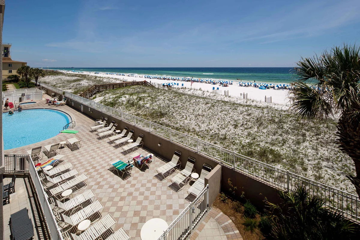 Island Princess 311 Gulf Front Free Beach Setup property photo 3