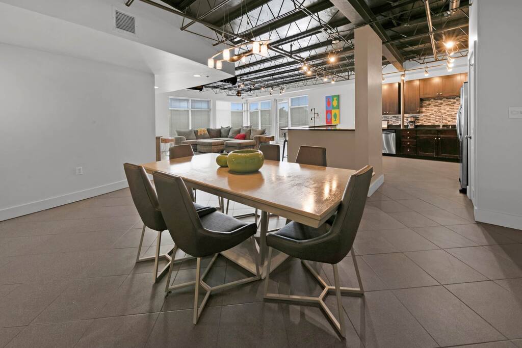 Loft 202 Downtown Loft Beach Area Pet Friendly property photo 2
