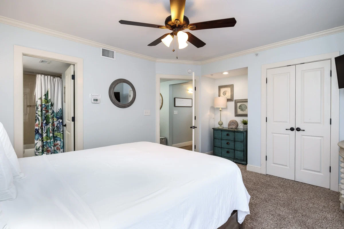 Bedroom 1 image 1