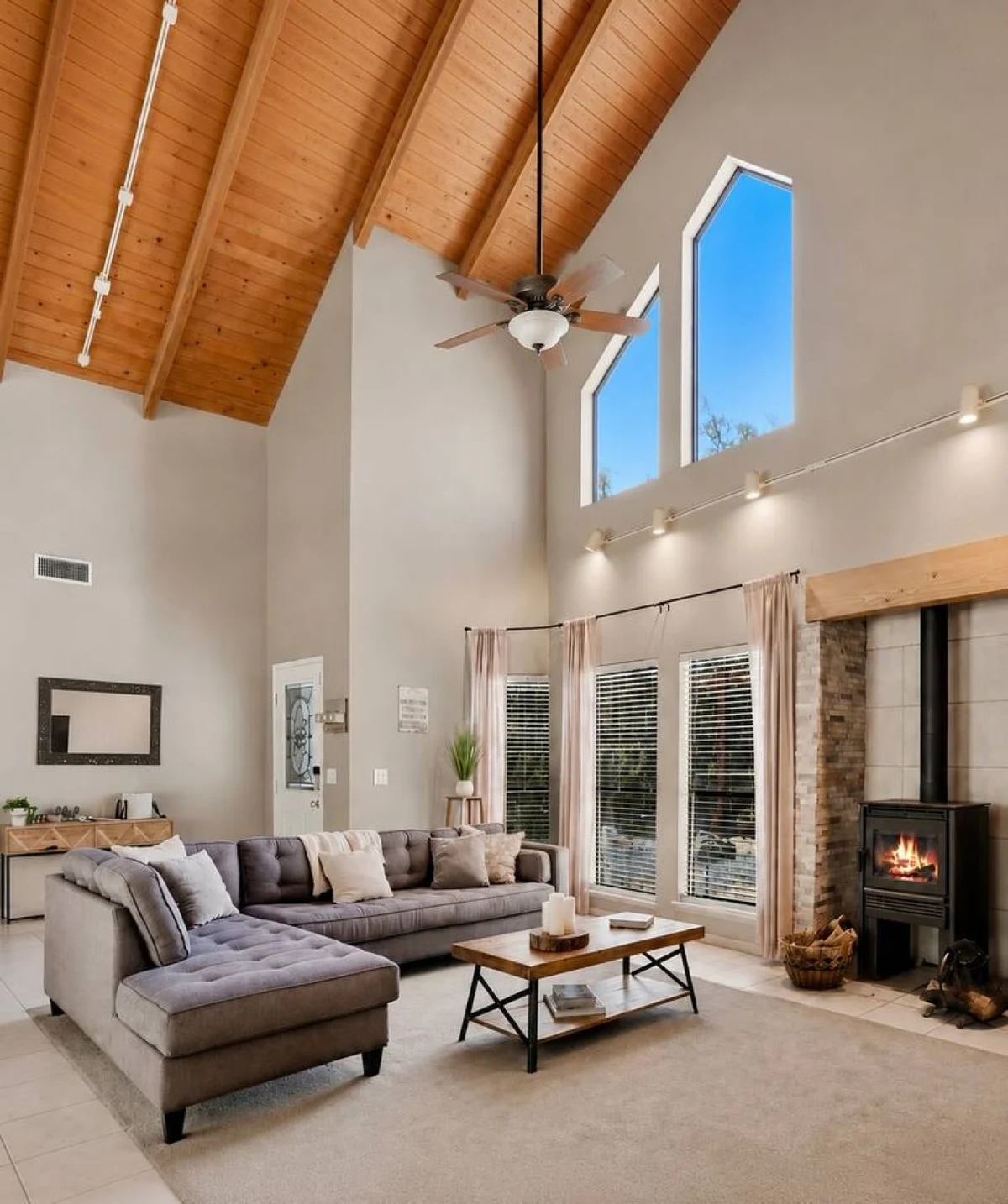 Yosemite/Bass Lake, Hot tub, Modern Comfort property photo 2