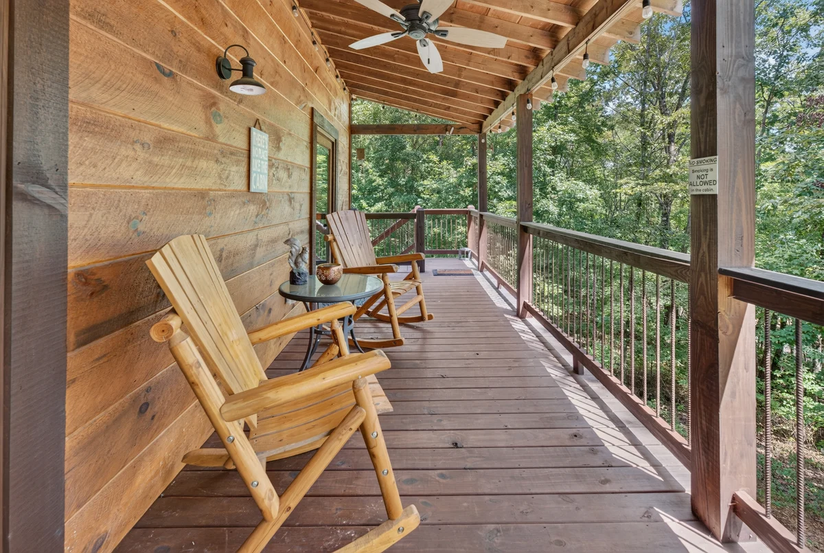 Squirrels Hideaway, Fire Pit, MTN Views property photo 4