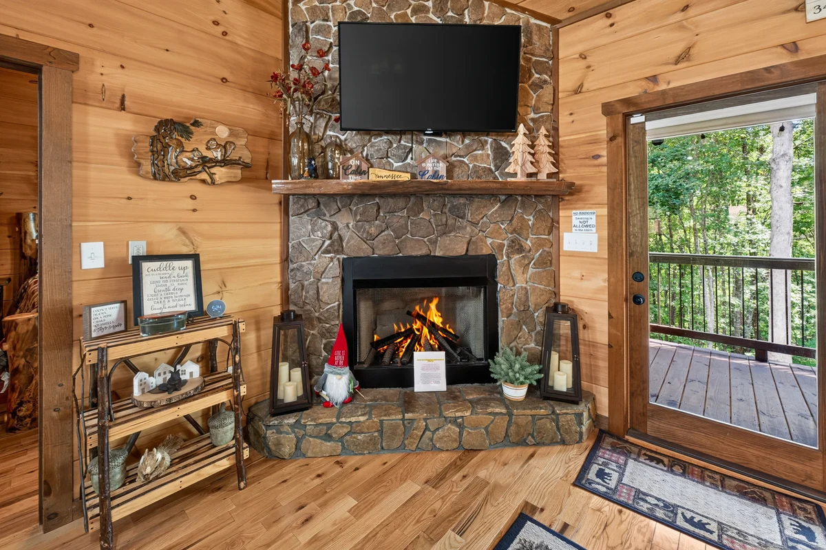 Squirrels Hideaway, Fire Pit, MTN Views property photo 5