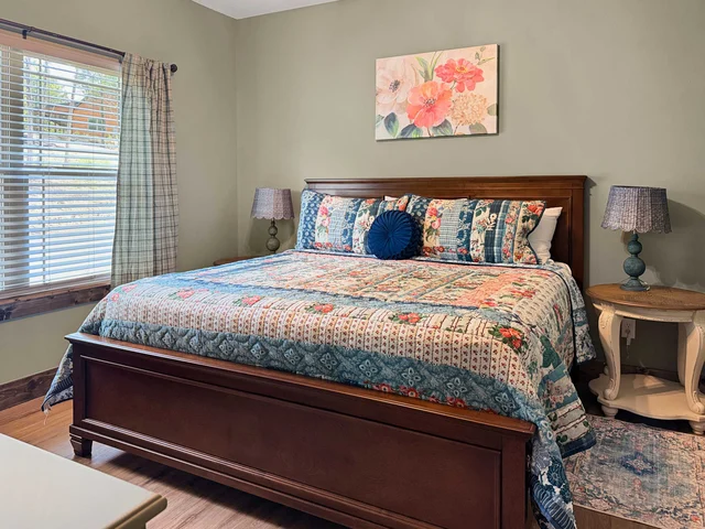 Bedroom image 1
