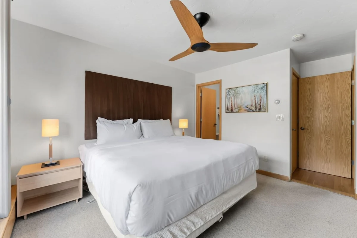 Vail Village Condo, Walk to Village & Slopes property photo 4