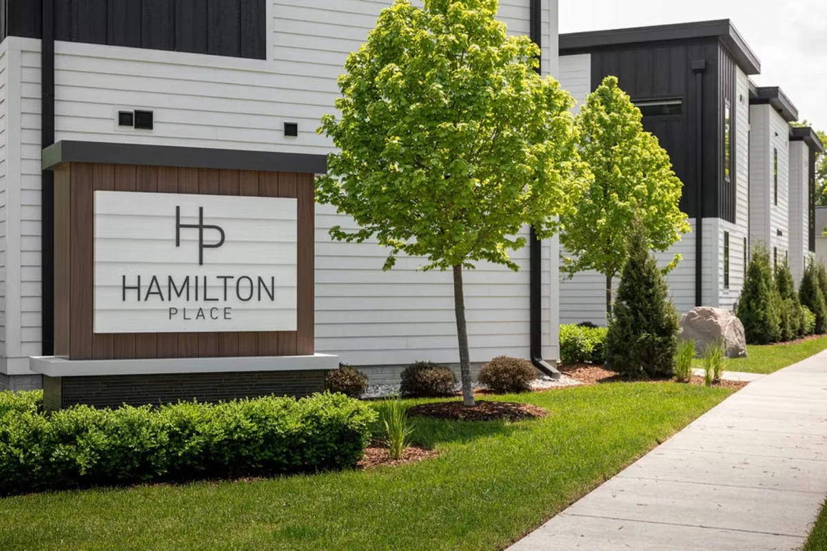 Hamilton Place, Sagewood, Near Downtown + Trails property photo 2