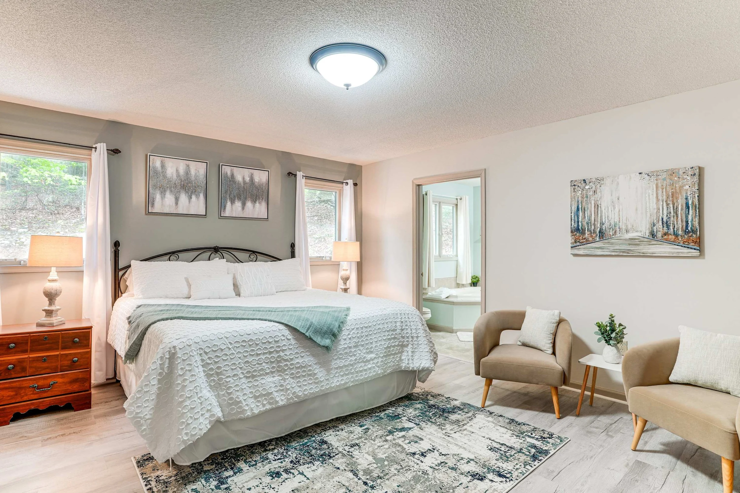 Home property photo 3