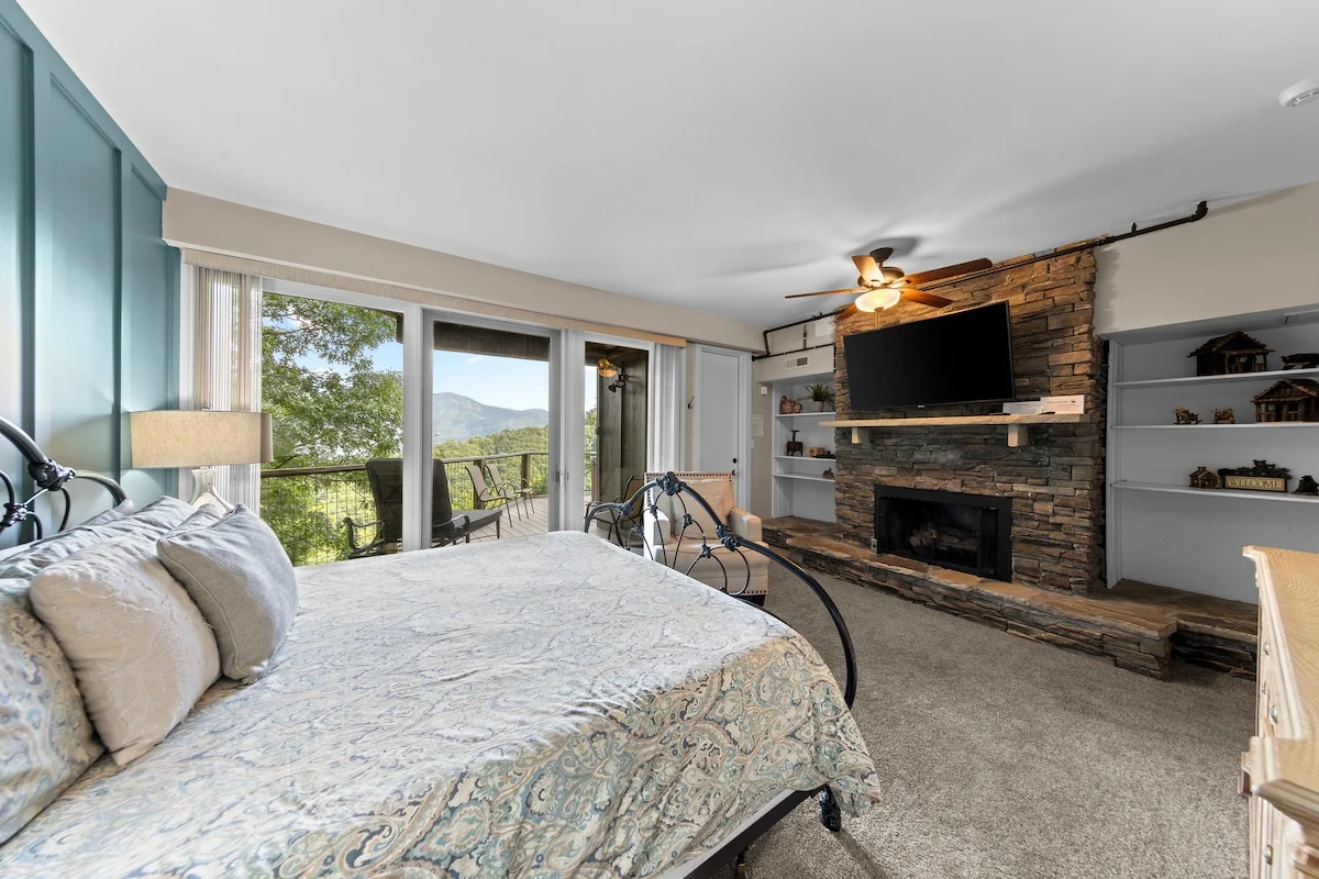 Bedroom image 1