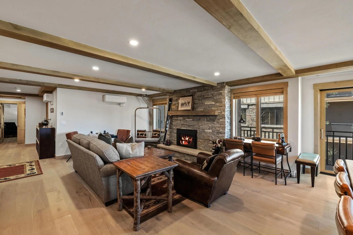 Bear Claw 206 property photo 4