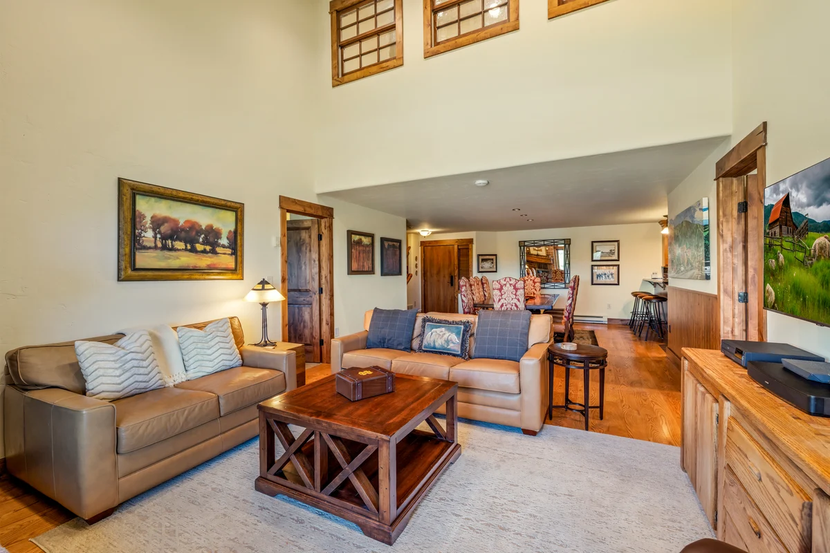 Bear Claw 614 property photo 4
