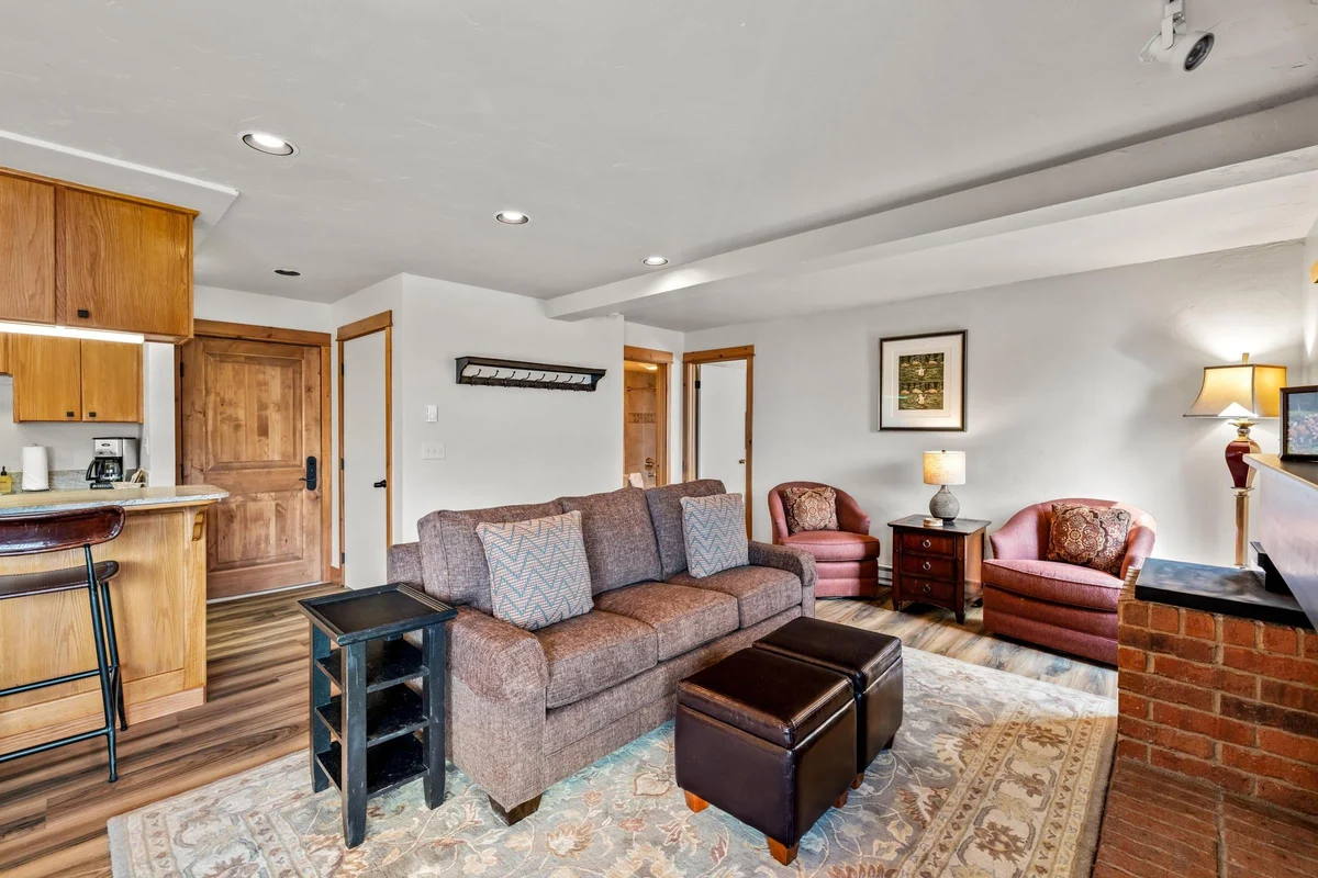 Bear Claw 202 property photo 3