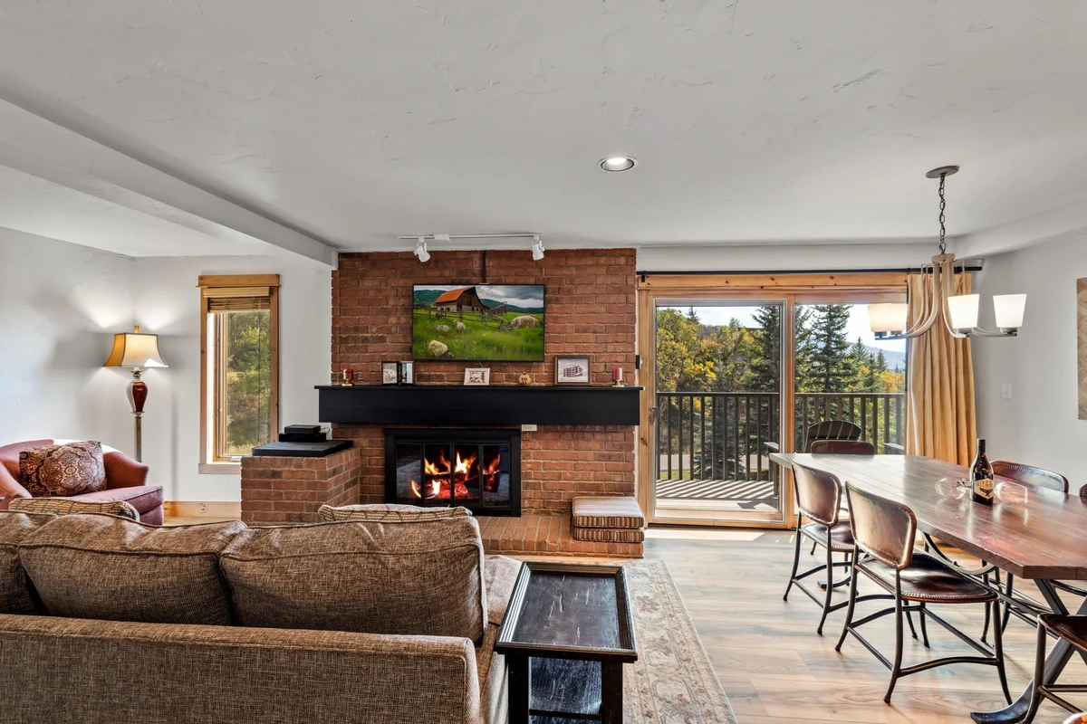 Bear Claw 202 property photo 2