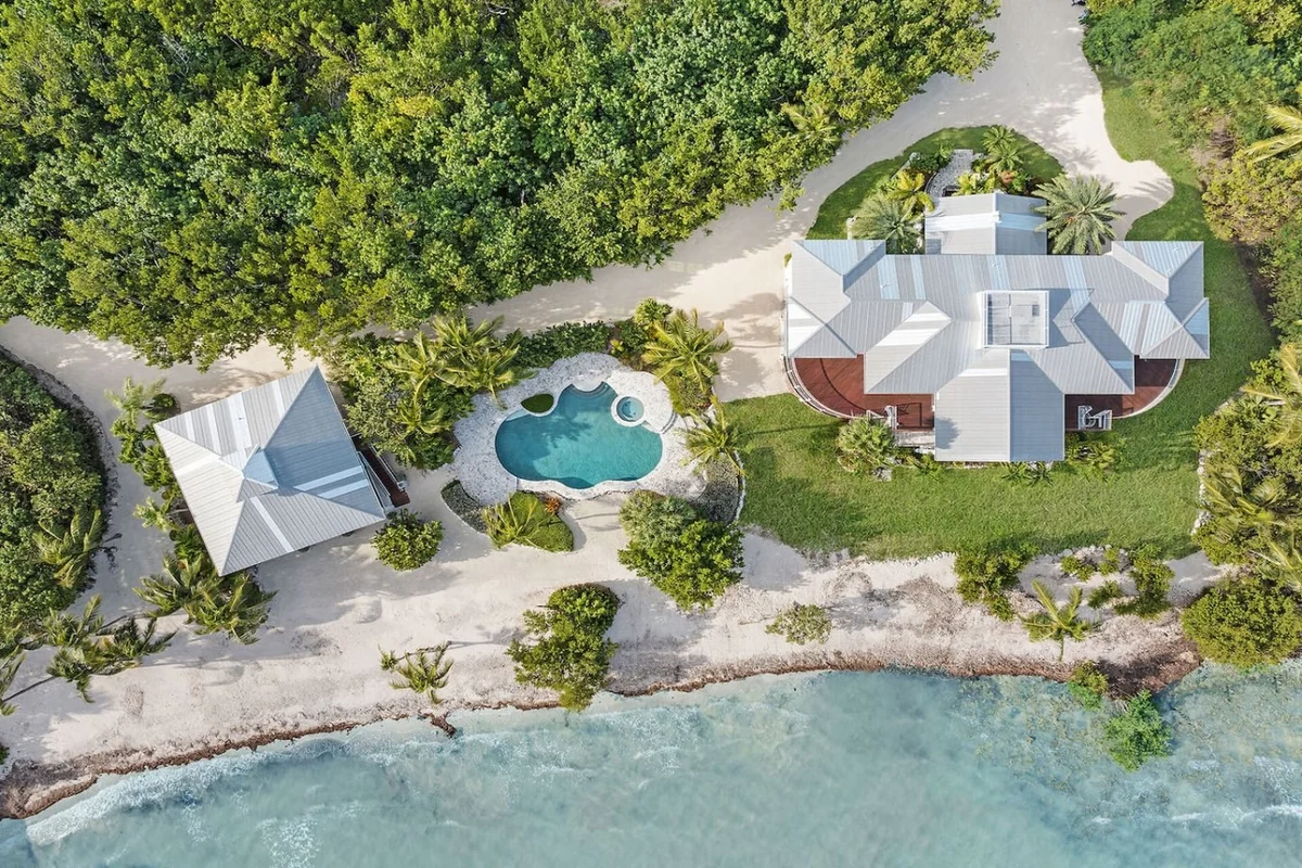 Home in Islamorada property photo 2