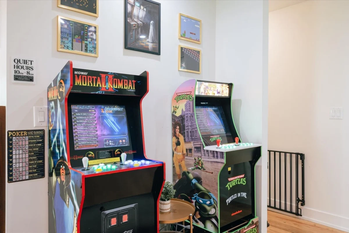 Home in Chicago property photo 3