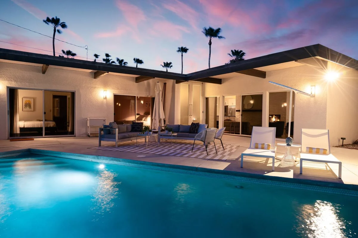 The ACE, Mid Century, Pool, near downtown PS property photo 4