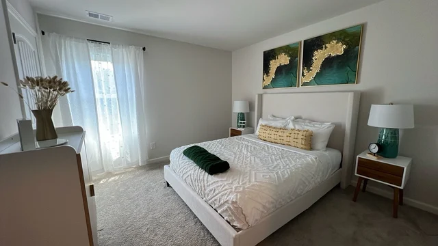 Guest Bedroom 2 image 1