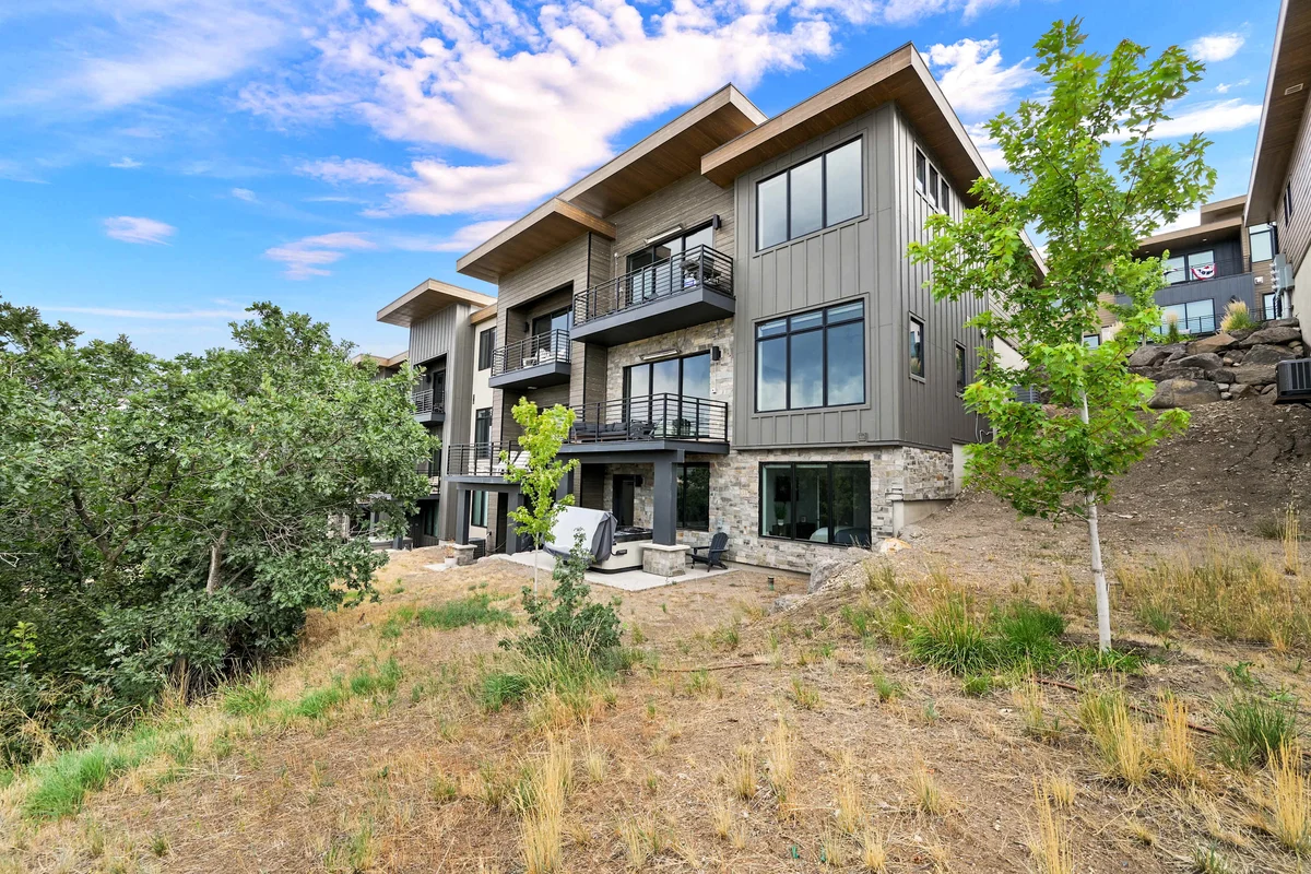 Lake & Mountain View Home, Private Hot Tub, Pet-Friendly property photo 5