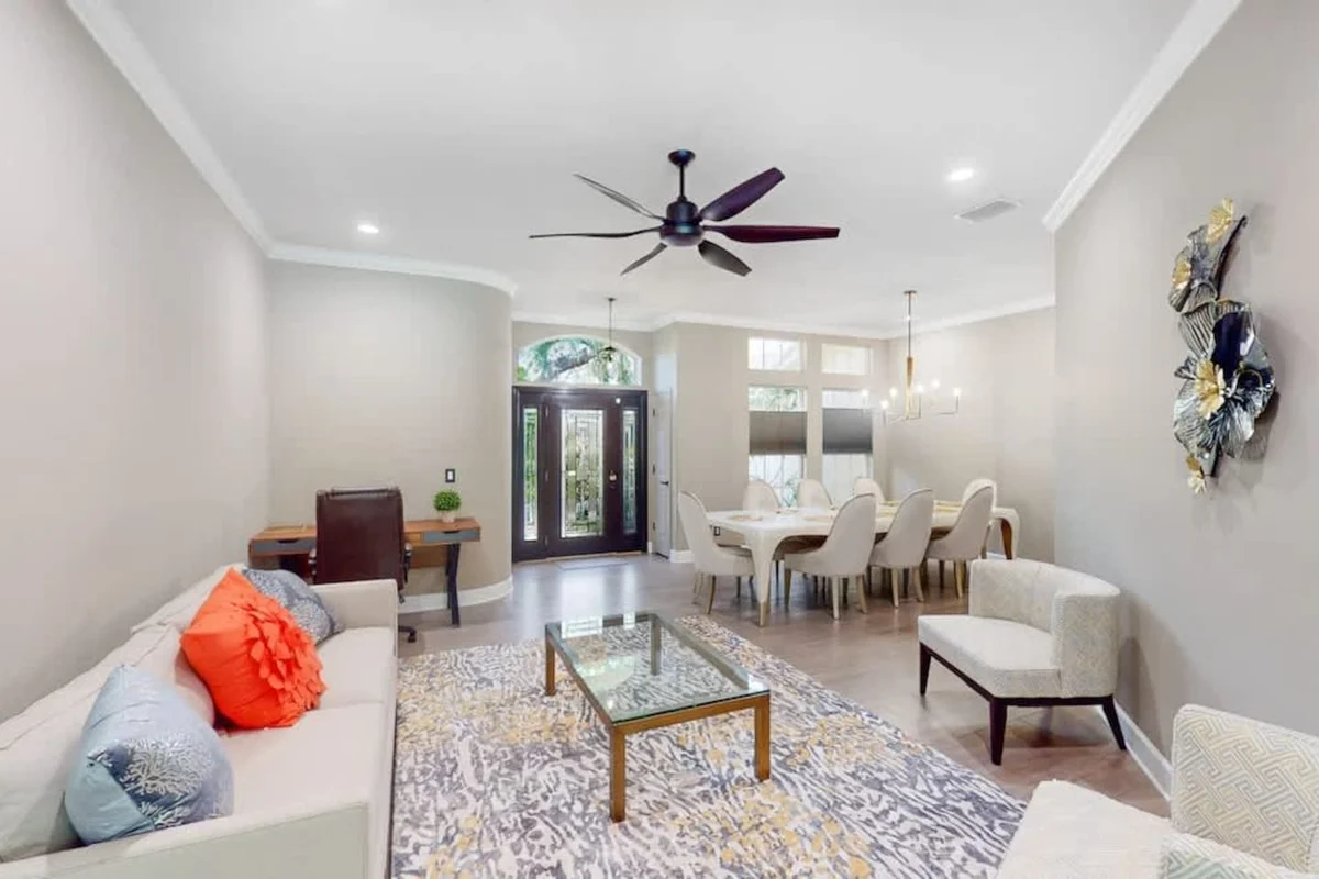 Luxury Pool Home in Riverview Tampa property photo 4