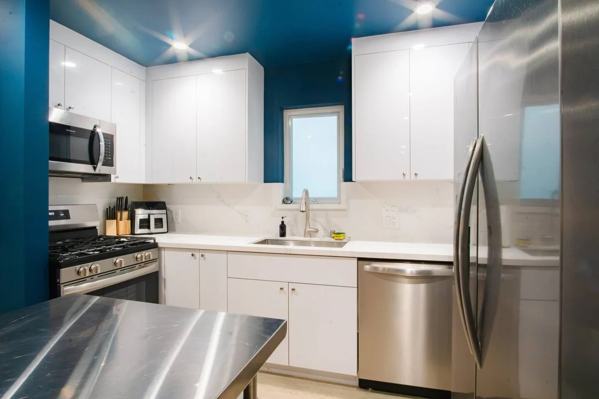 La Tour Saphir, Noho, 7 min to Universal property photo 4