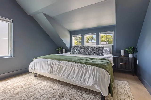 Bedroom 1 image 1