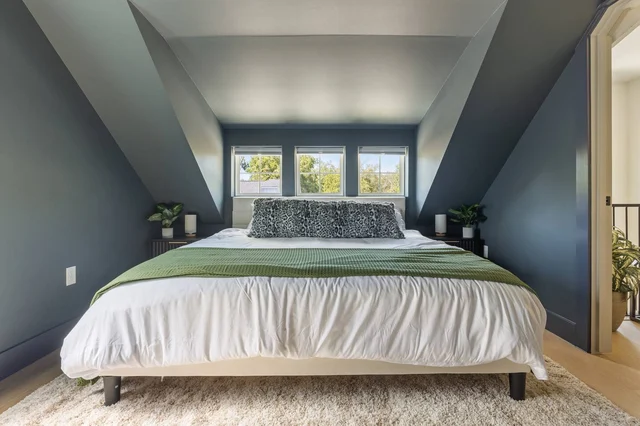 Bedroom 6 image 1