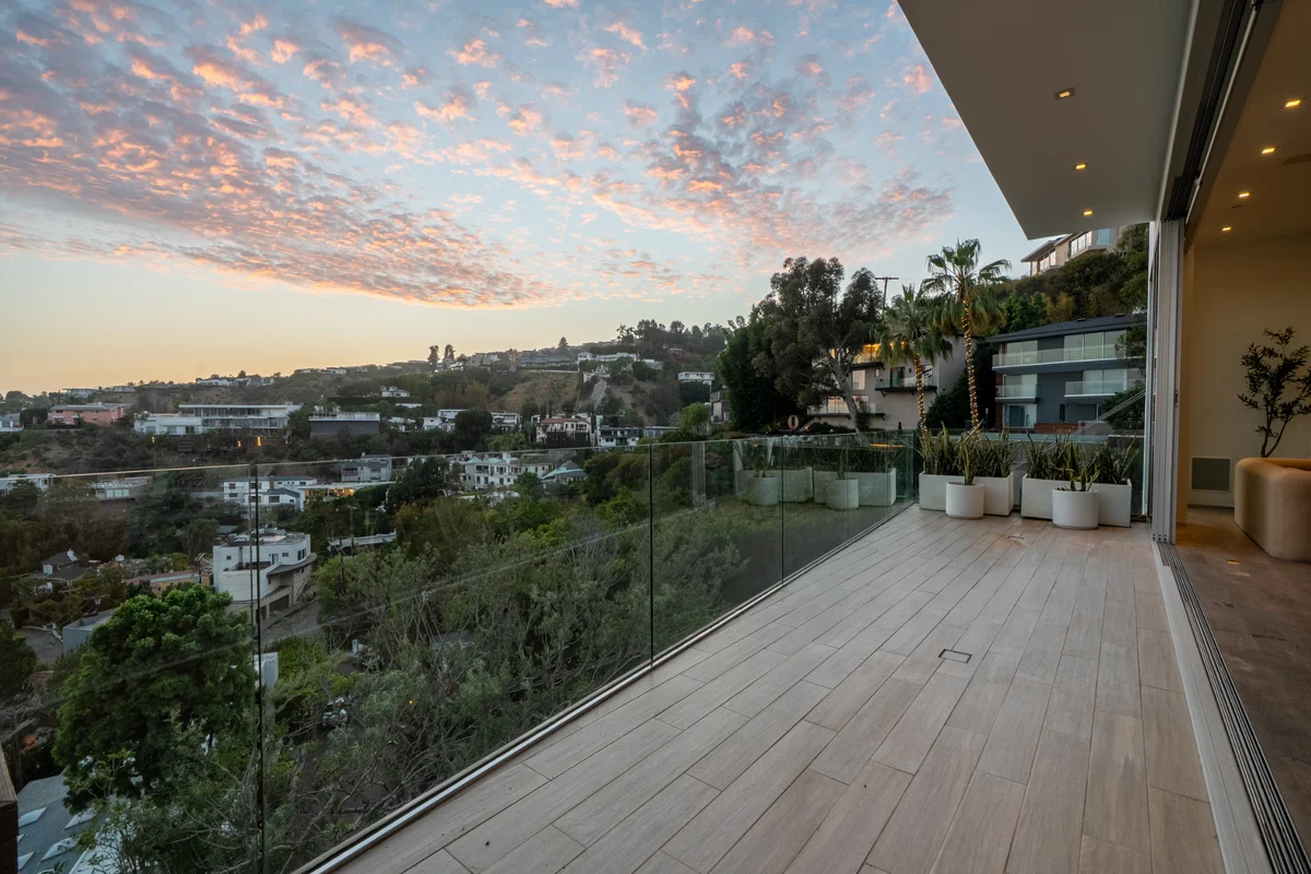 The Bird Nest - City Views Above Sunset Strip property photo 2