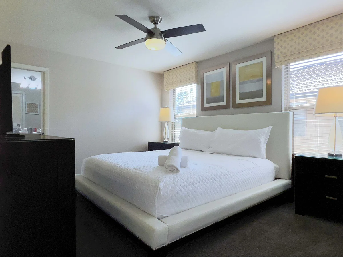 Bedroom 3 image 1