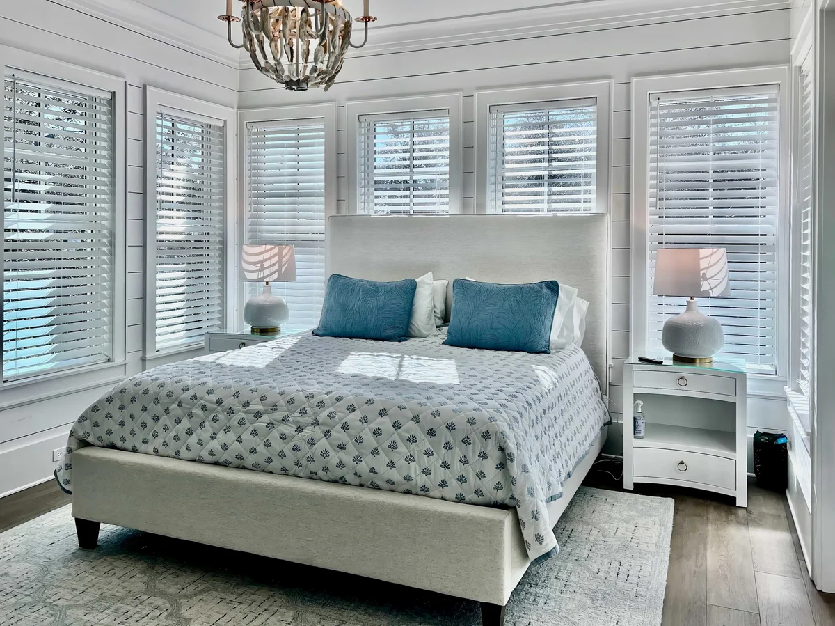 Bedroom 1 image 1