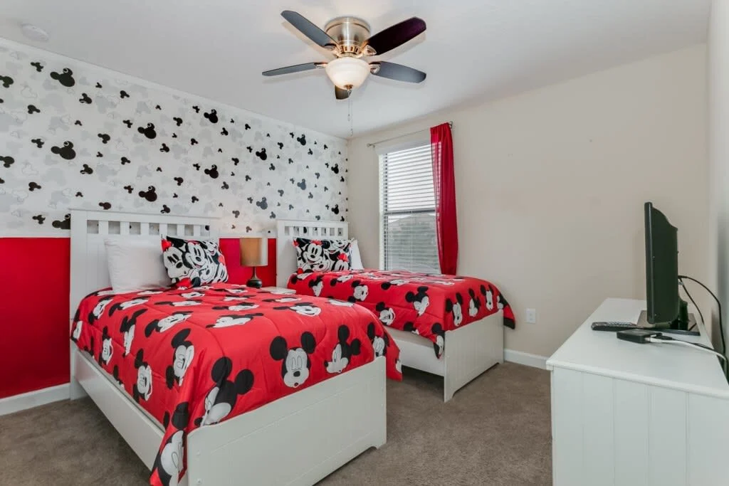 Bedroom 3 image 1