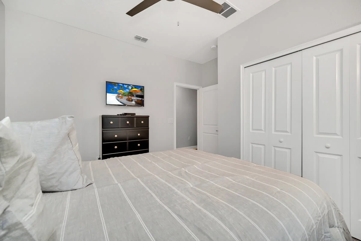 Bedroom 1 image 1