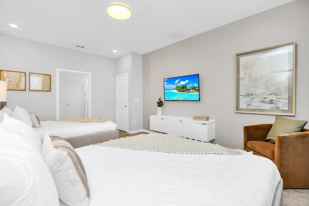 Bedroom 14 image 1