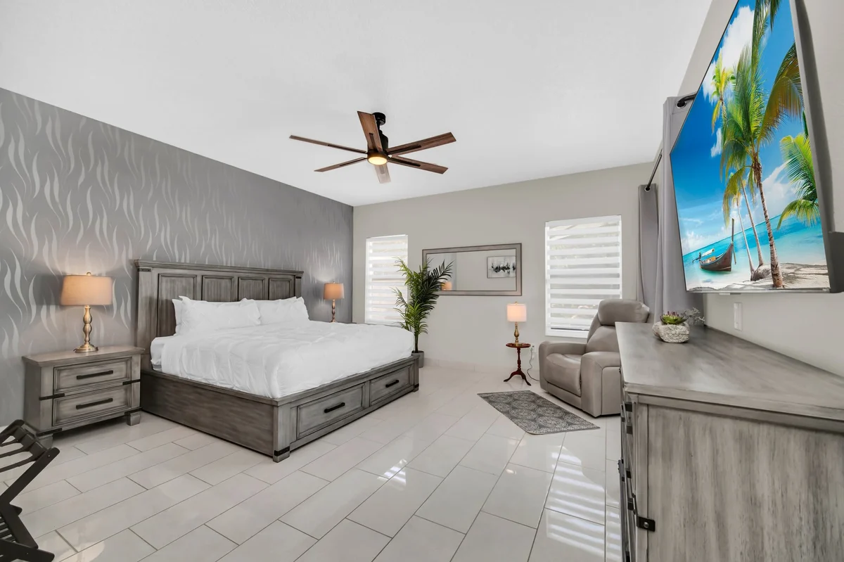 Home in Poinciana property photo 3