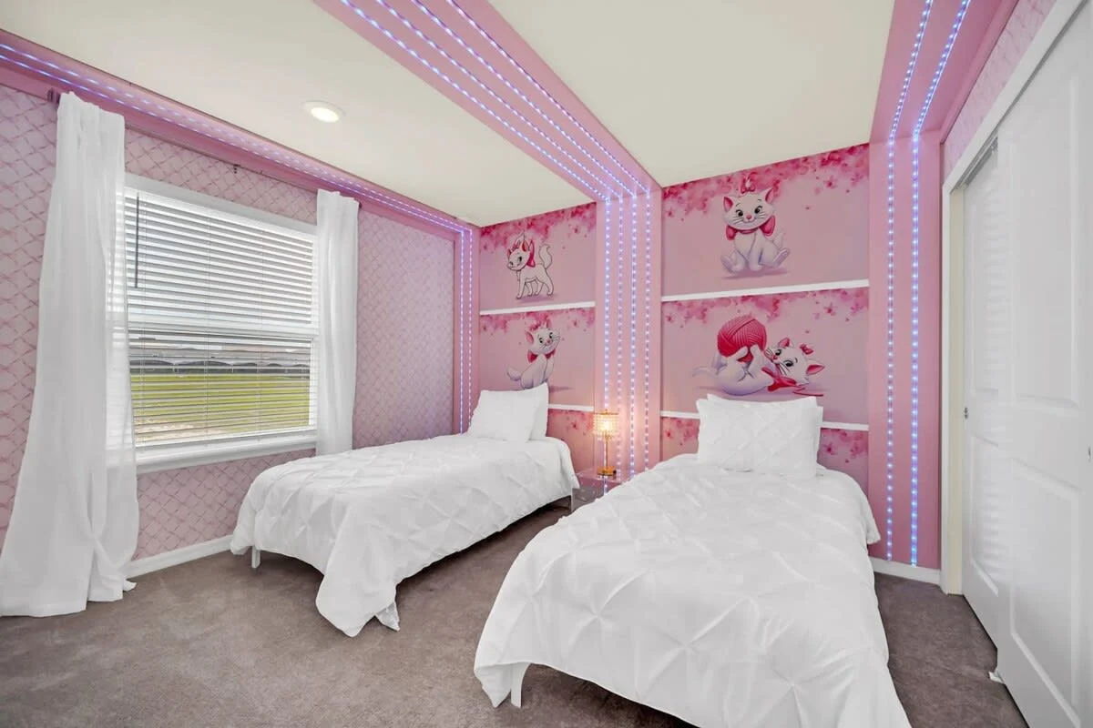 Home in Four Corners property photo 2