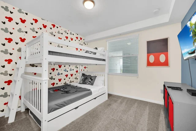 Bedroom 1 image 1