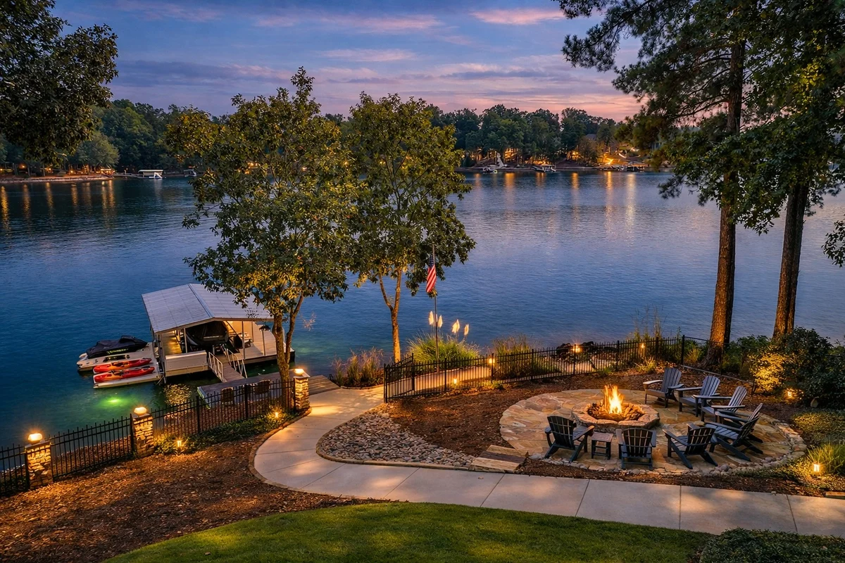 Lake Point Haven on Lake Keowee w/ Dock property photo 3