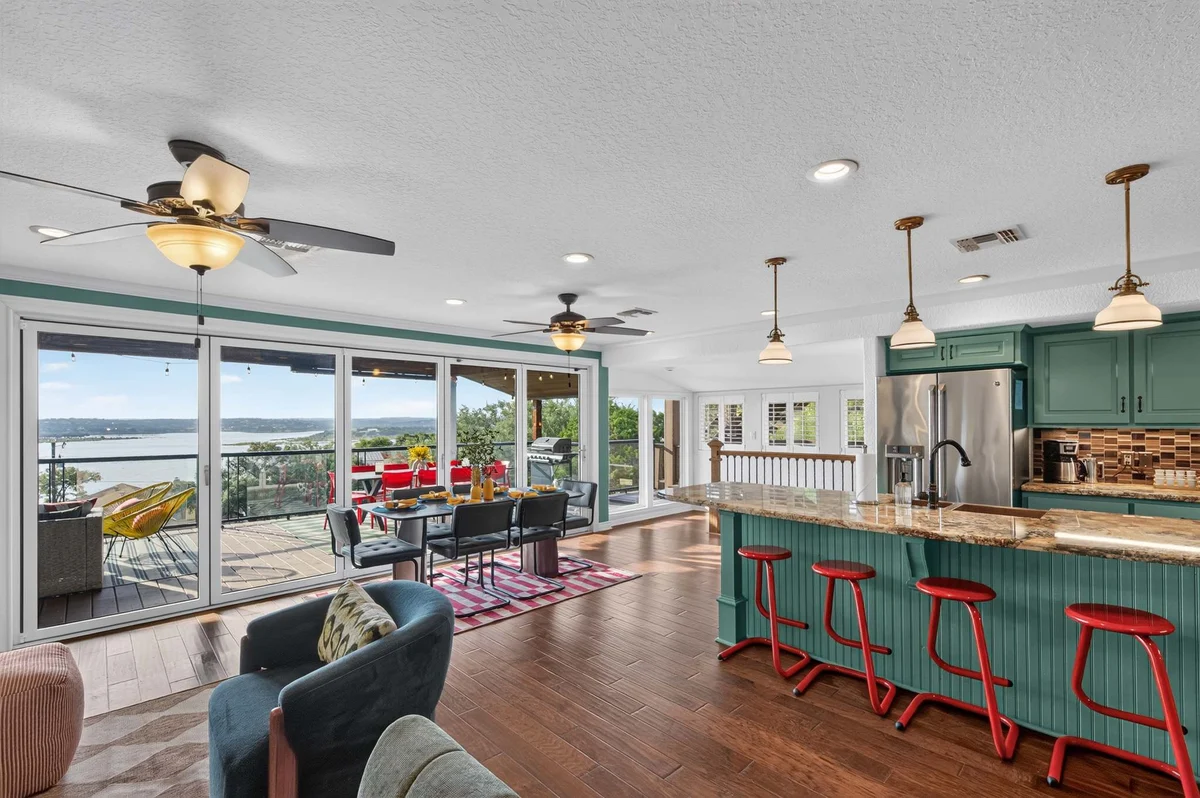 Home in Canyon Lake property photo 3