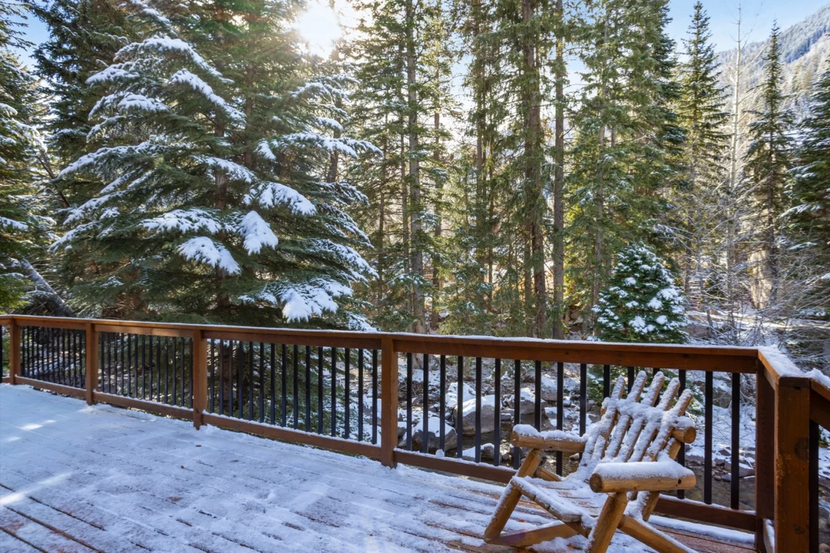 Large East Vail Home - On Gore Creek & Bus Stop property photo 4