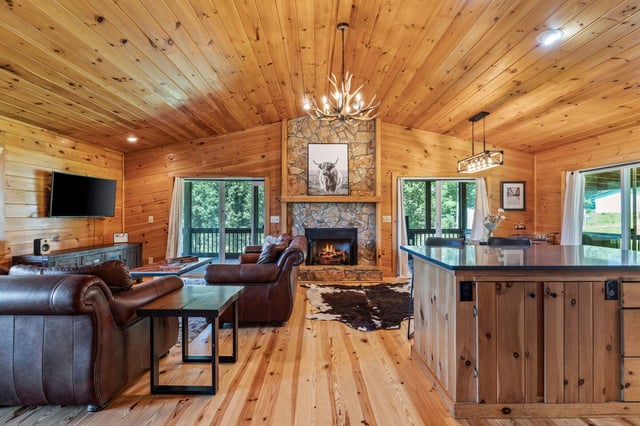 2 Bedroom Vacation Rental in Suches, GA | Wander