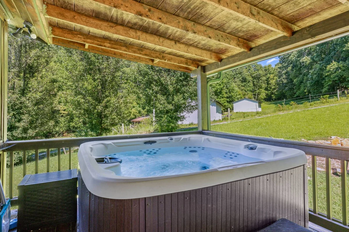 Cabin in the Woods, Hot Tub + Game Room property photo 2