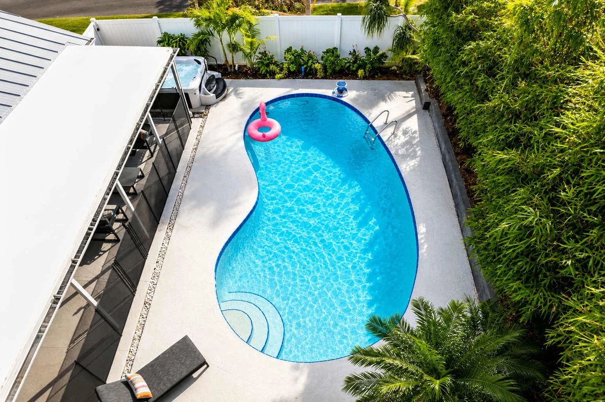 Relax, Play & Stay, Pool, Spa & Beach Nearby property photo 5