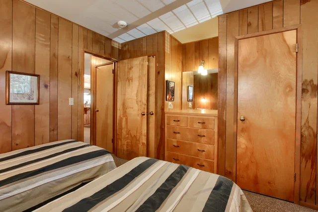 Bedroom 3 image 1