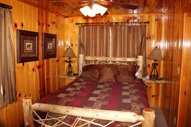 Bedroom 3 image 1