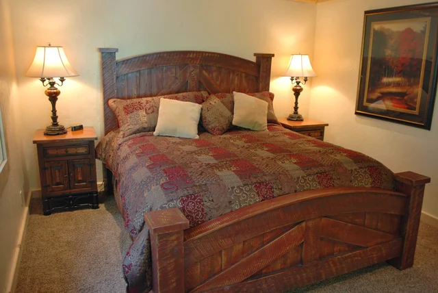 Bedroom 2 image 1
