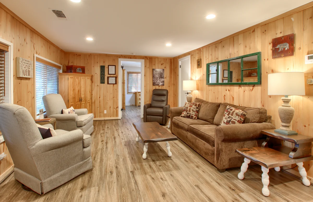 (95R) The Little Creek Cabin property photo 4