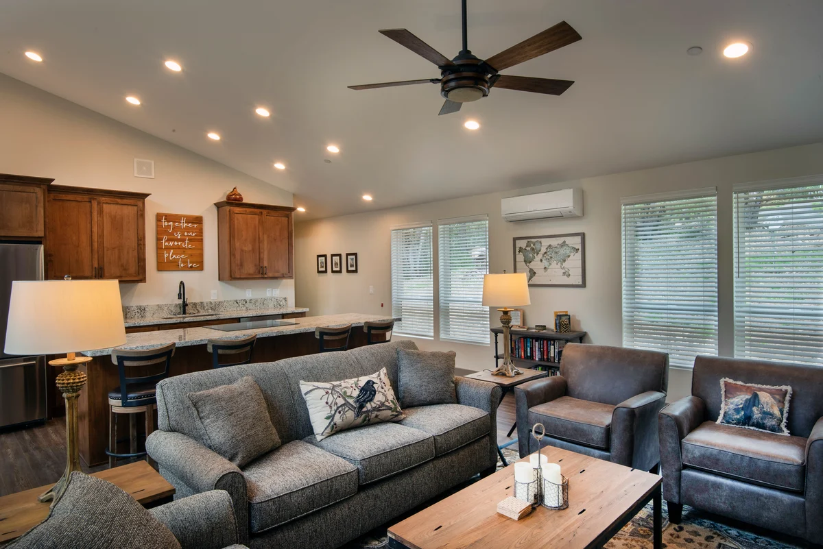 (11R) Spring Meadow Retreat property photo 3