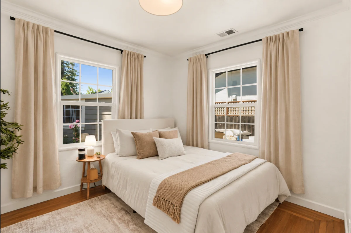 Redwood Escape property photo 2