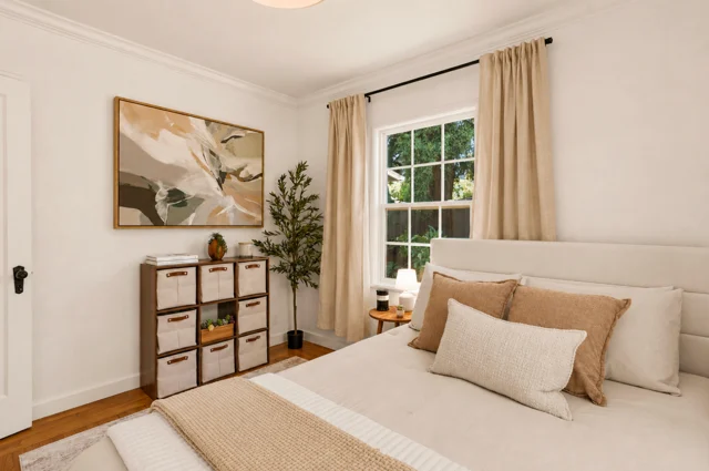 Bedroom 1 image 1