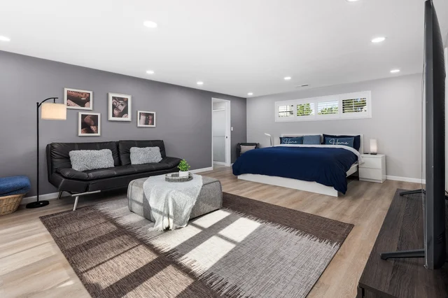 Bedroom image 1