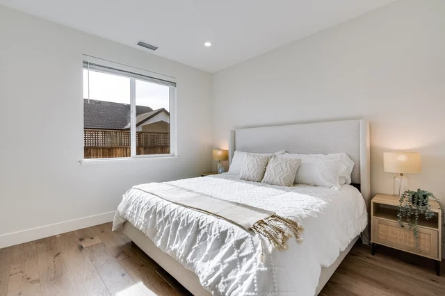 Bedroom image 1
