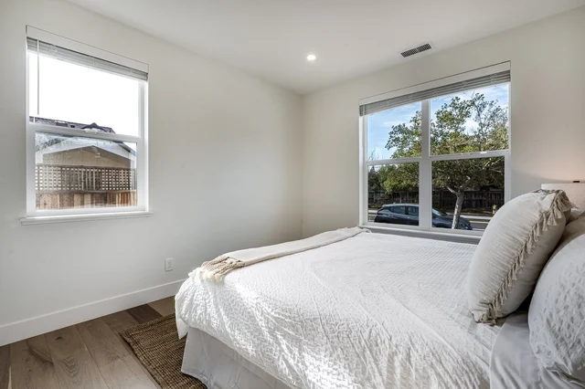 Bedroom image 1